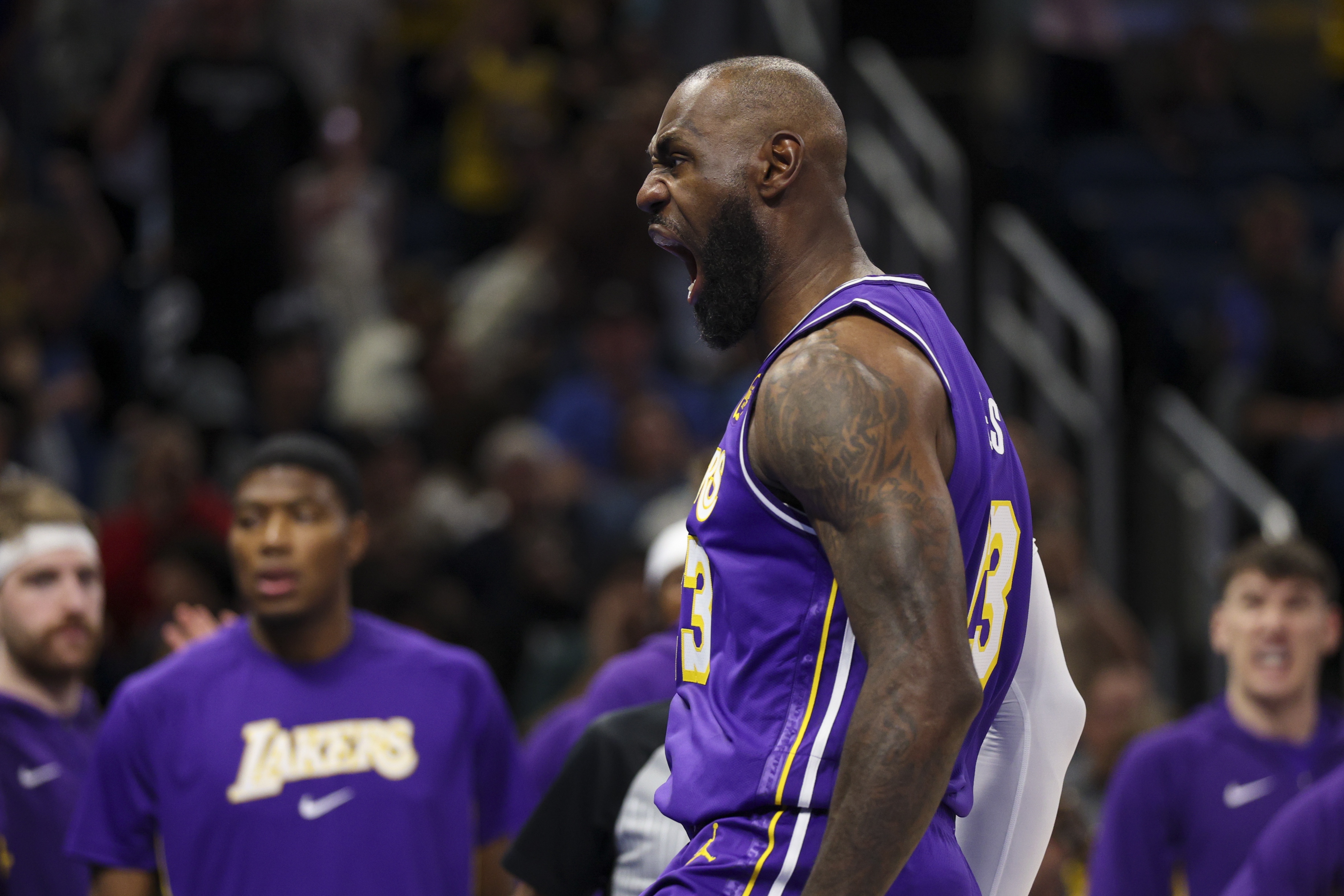 LeyuSports-NBA官方晒纪录：詹姆斯季后赛关键时刻进151球独一档 科比第二104